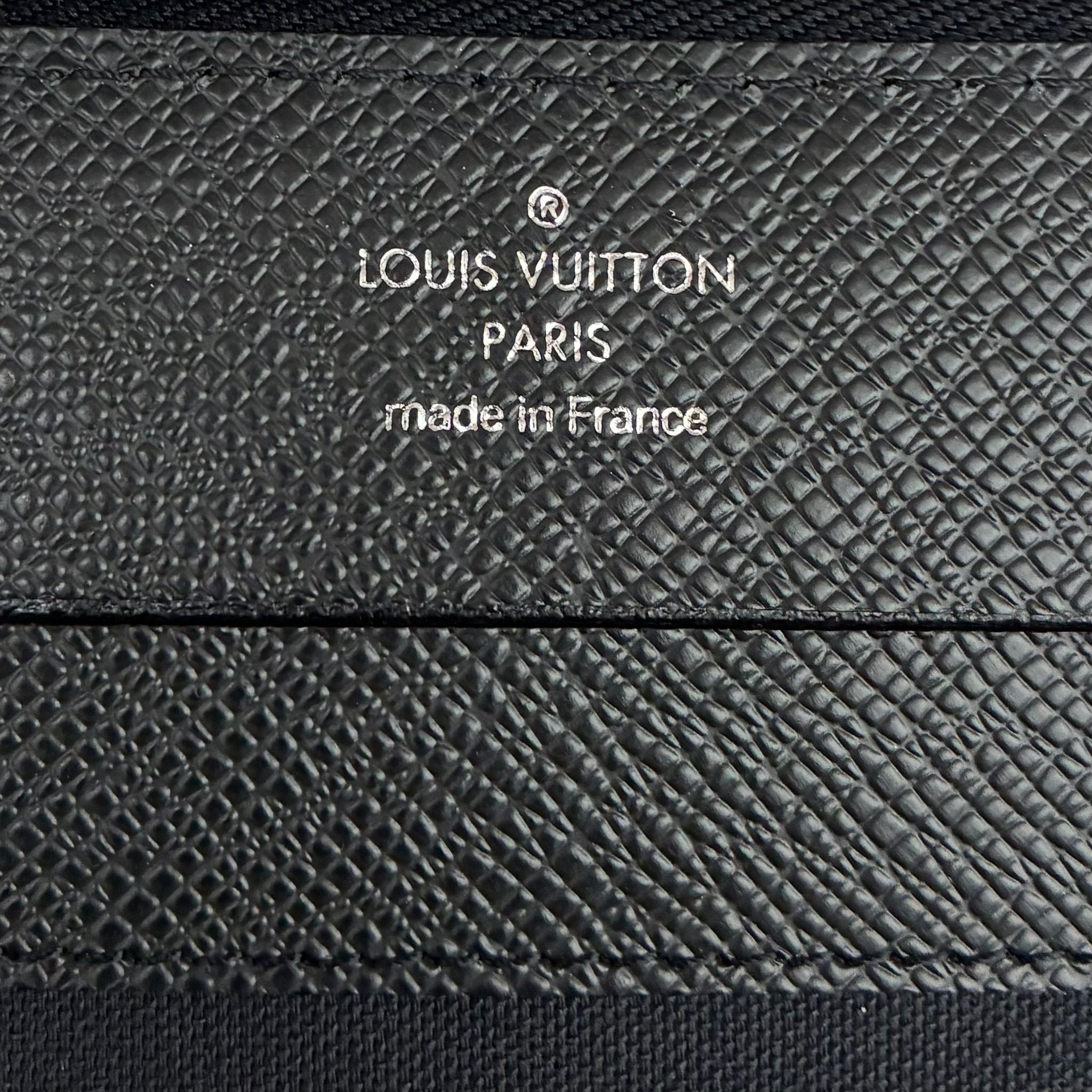 Louis Vuitton Vladimir Taiga