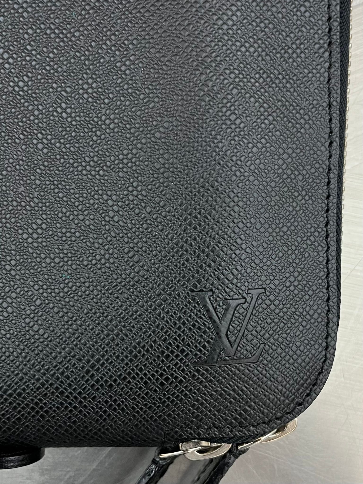 Louis Vuitton Vladimir Taiga