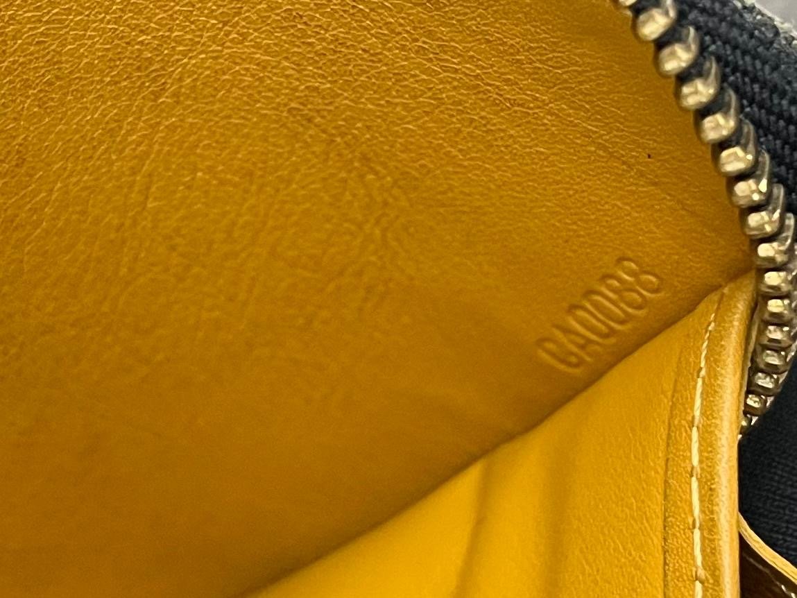 Louis Vuitton Zippy Black Denim