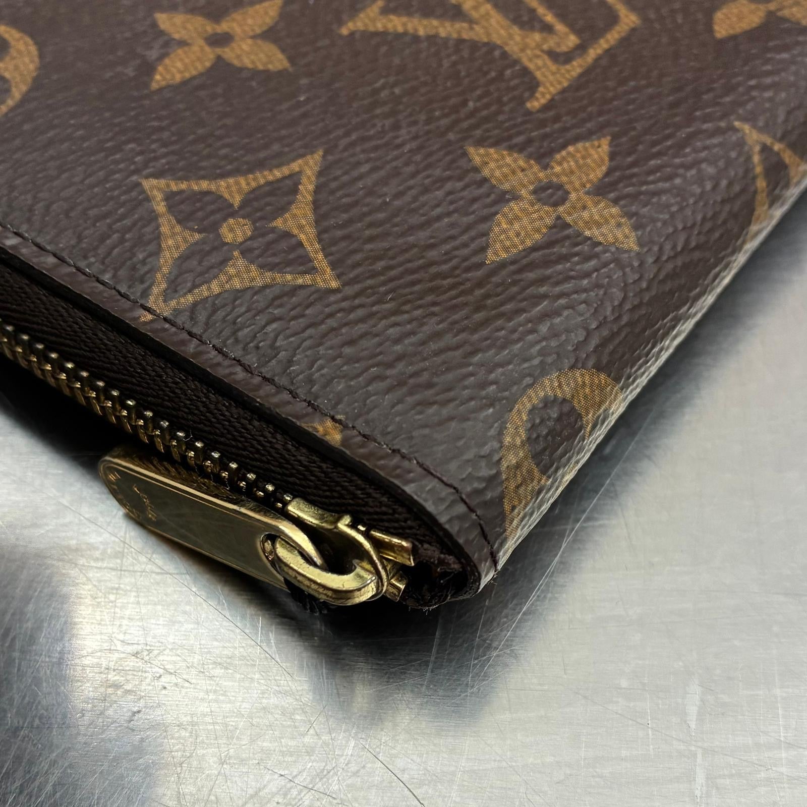 Louis Vuitton Zippy Coin Monogam