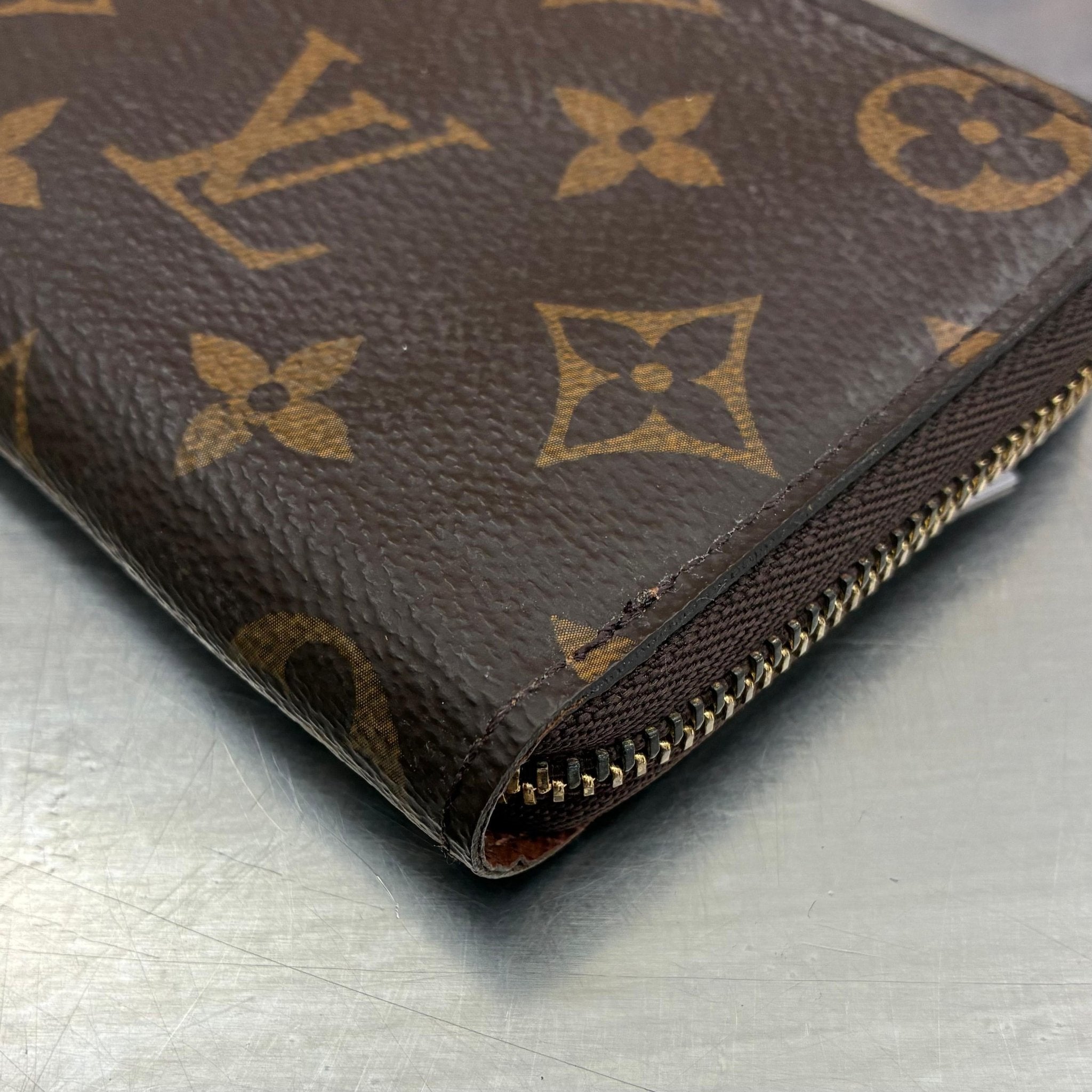 Louis Vuitton Zippy Coin Monogam
