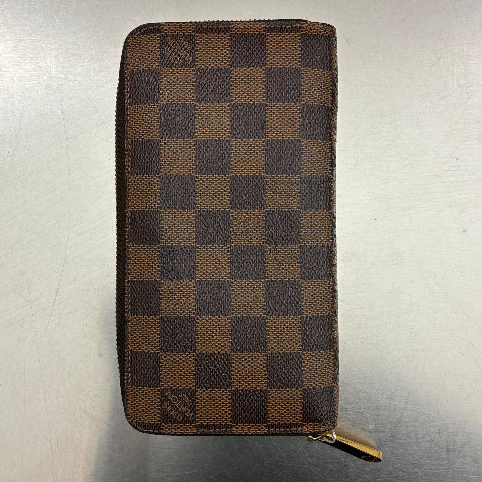 Louis Vuitton Zippy Damier