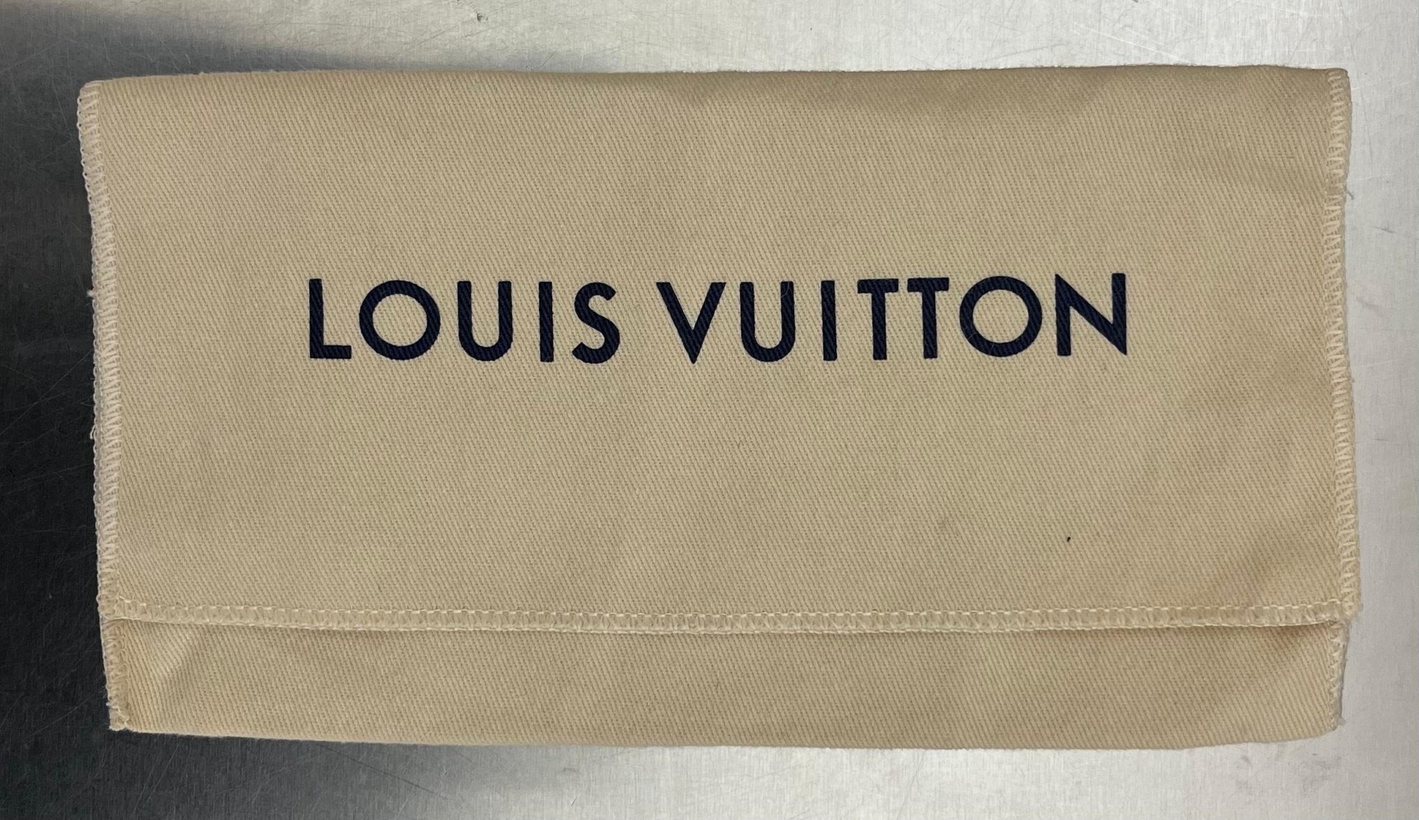 Louis Vuitton Zippy Damier Azur