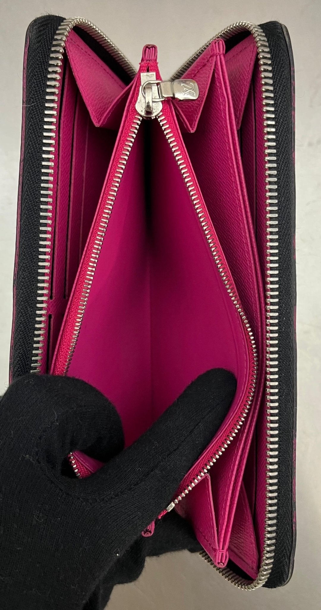 Louis Vuitton Zippy Epi Leder