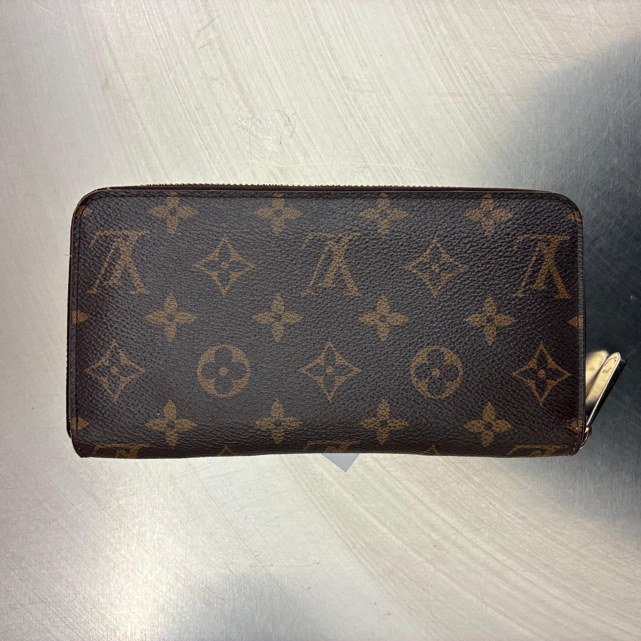 Louis Vuitton Zippy Monogram