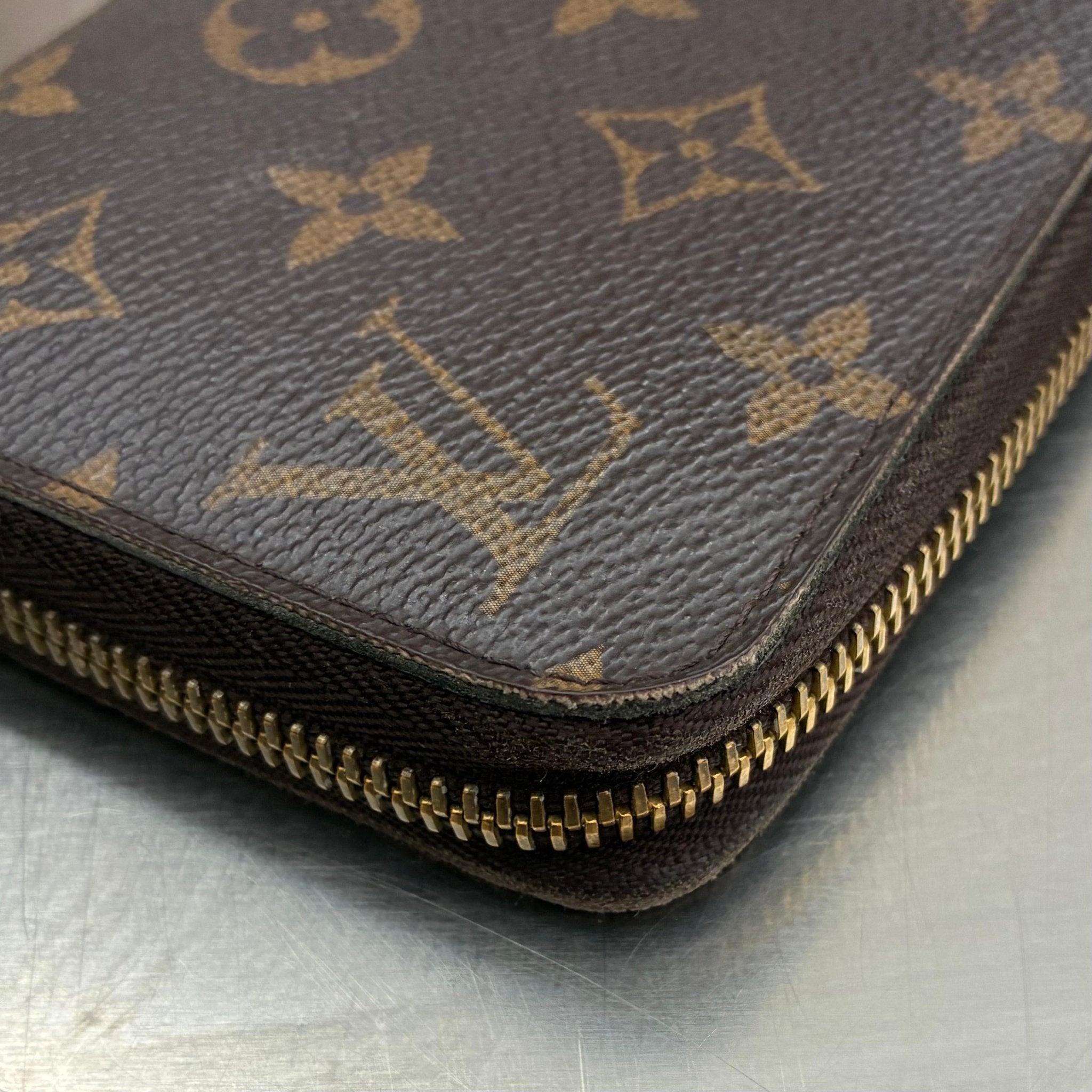 Louis Vuitton Zippy Monogram