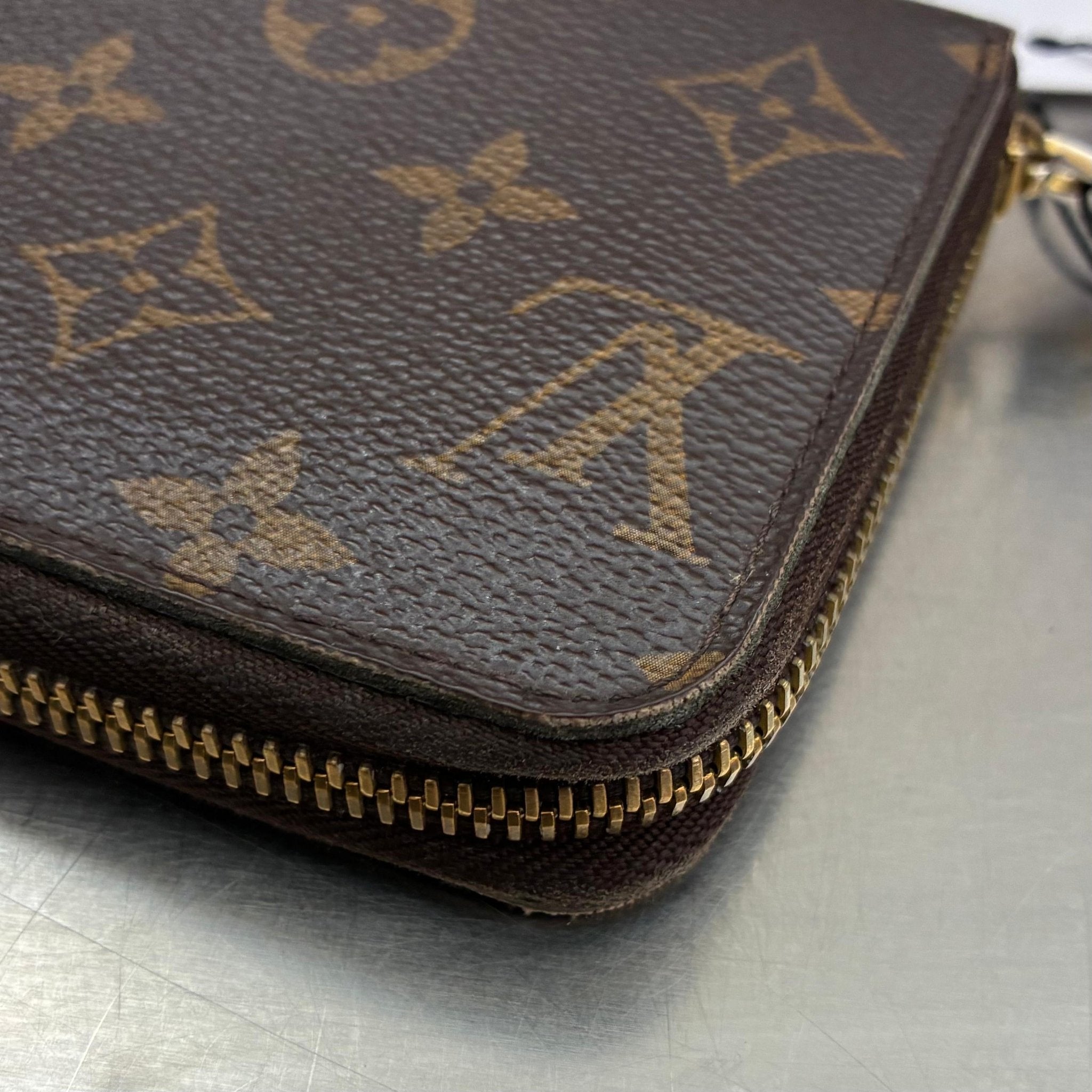 Louis Vuitton Zippy Monogram