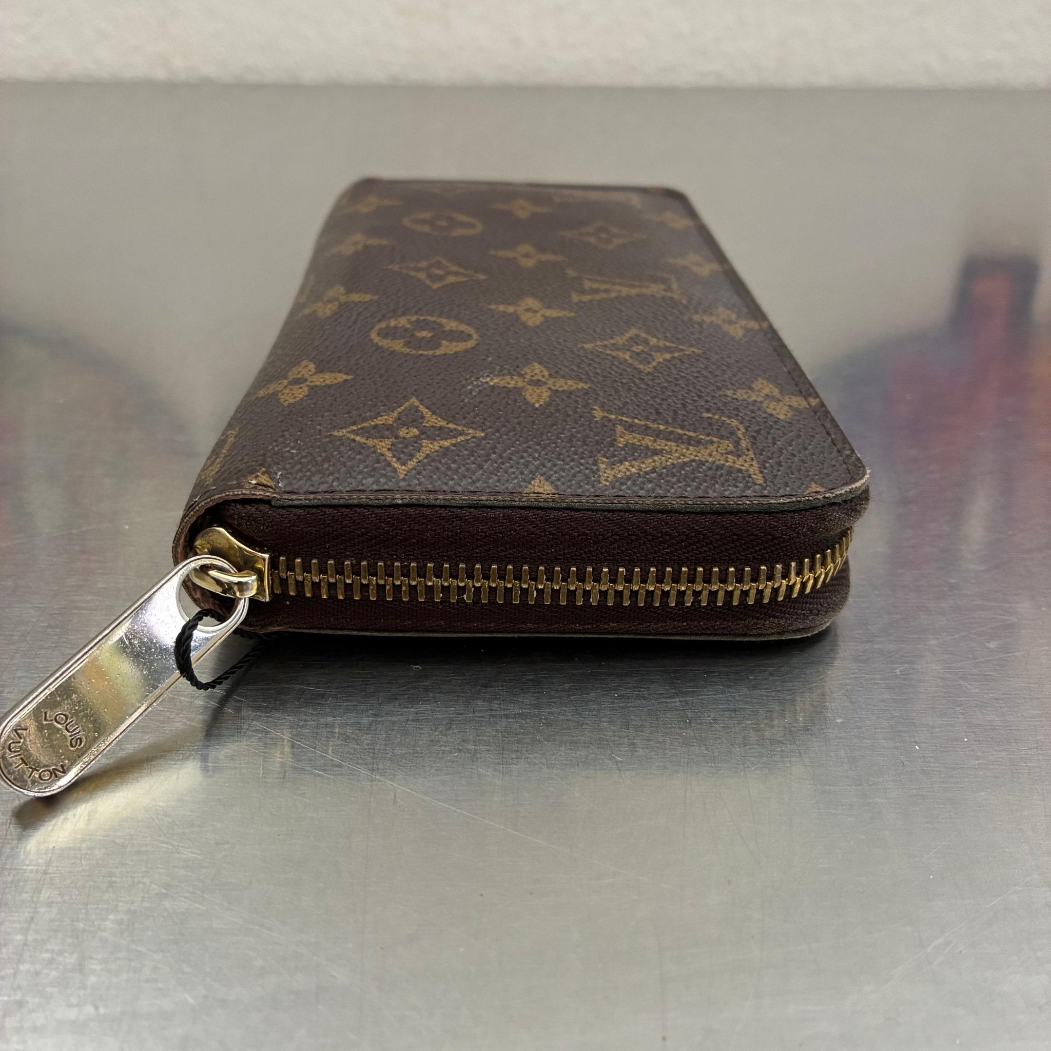 Louis Vuitton Zippy Monogram