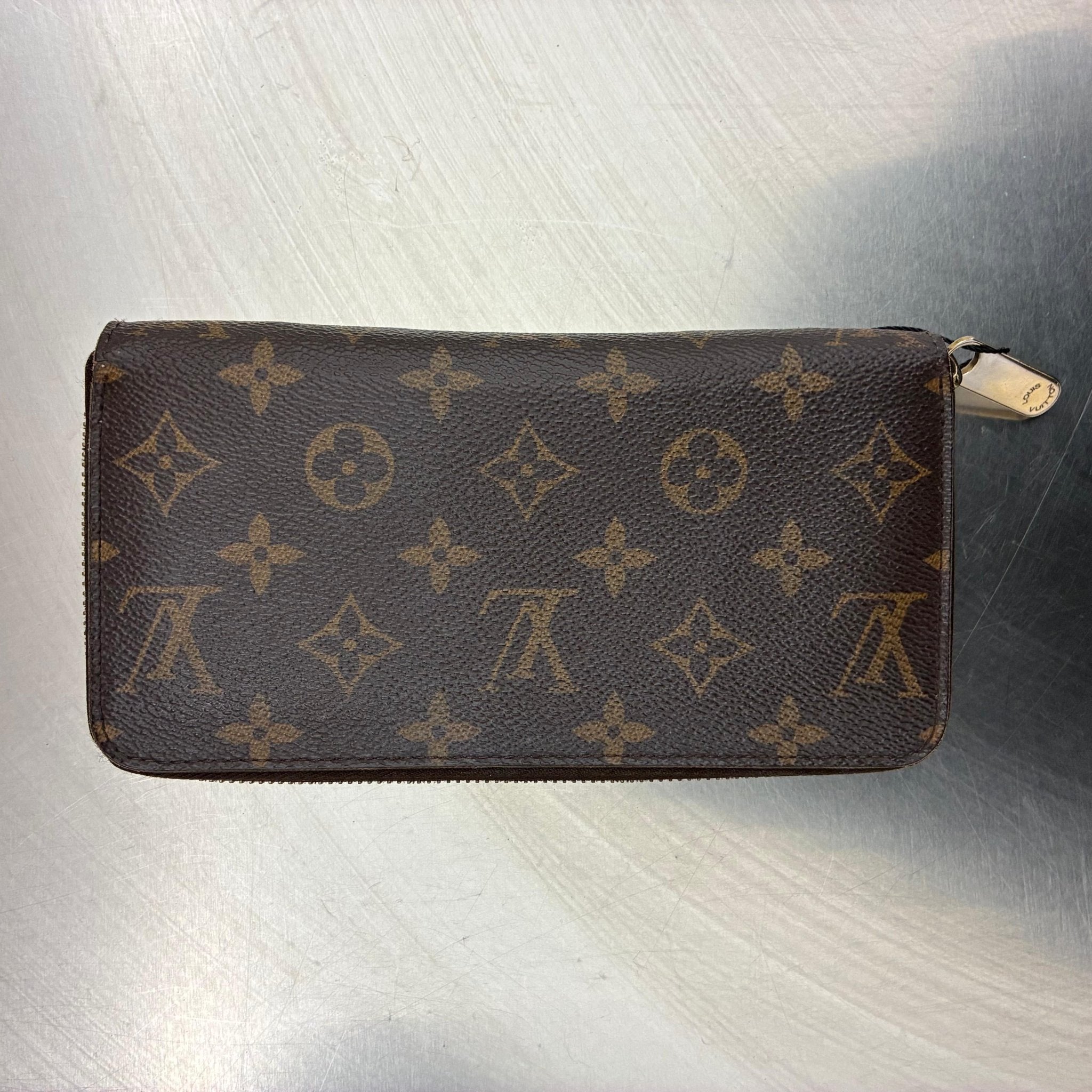 Louis Vuitton Zippy Monogram