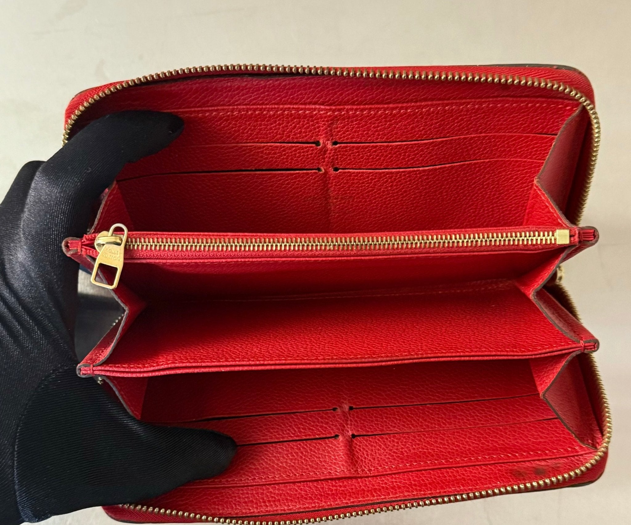 Louis Vuitton Zippy Monogram Empreinte Leder