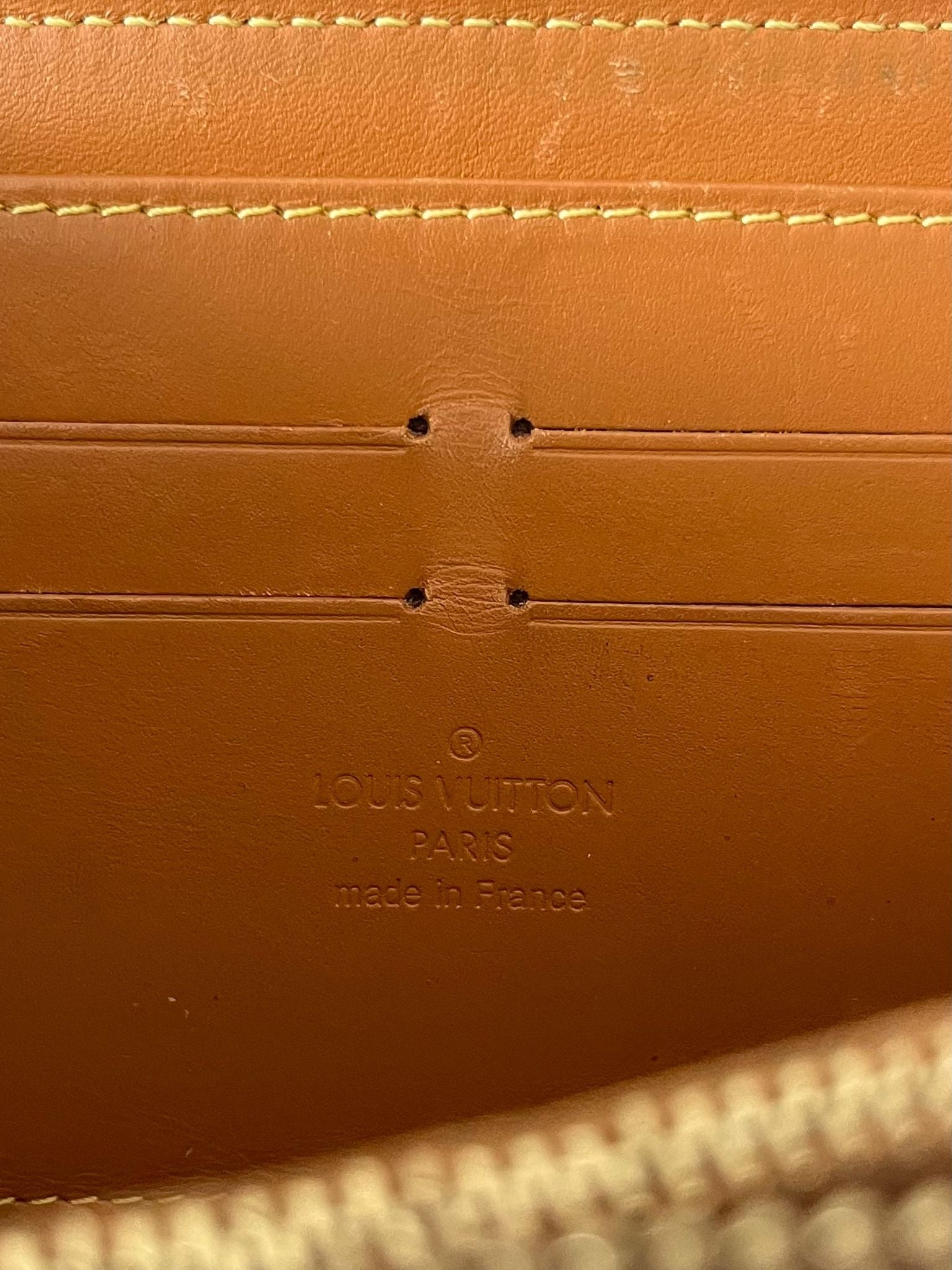 Louis Vuitton Zippy Nomade