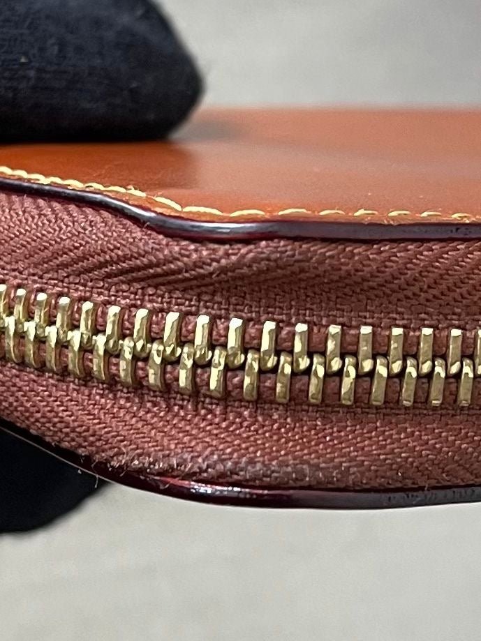 Louis Vuitton Zippy Nomade