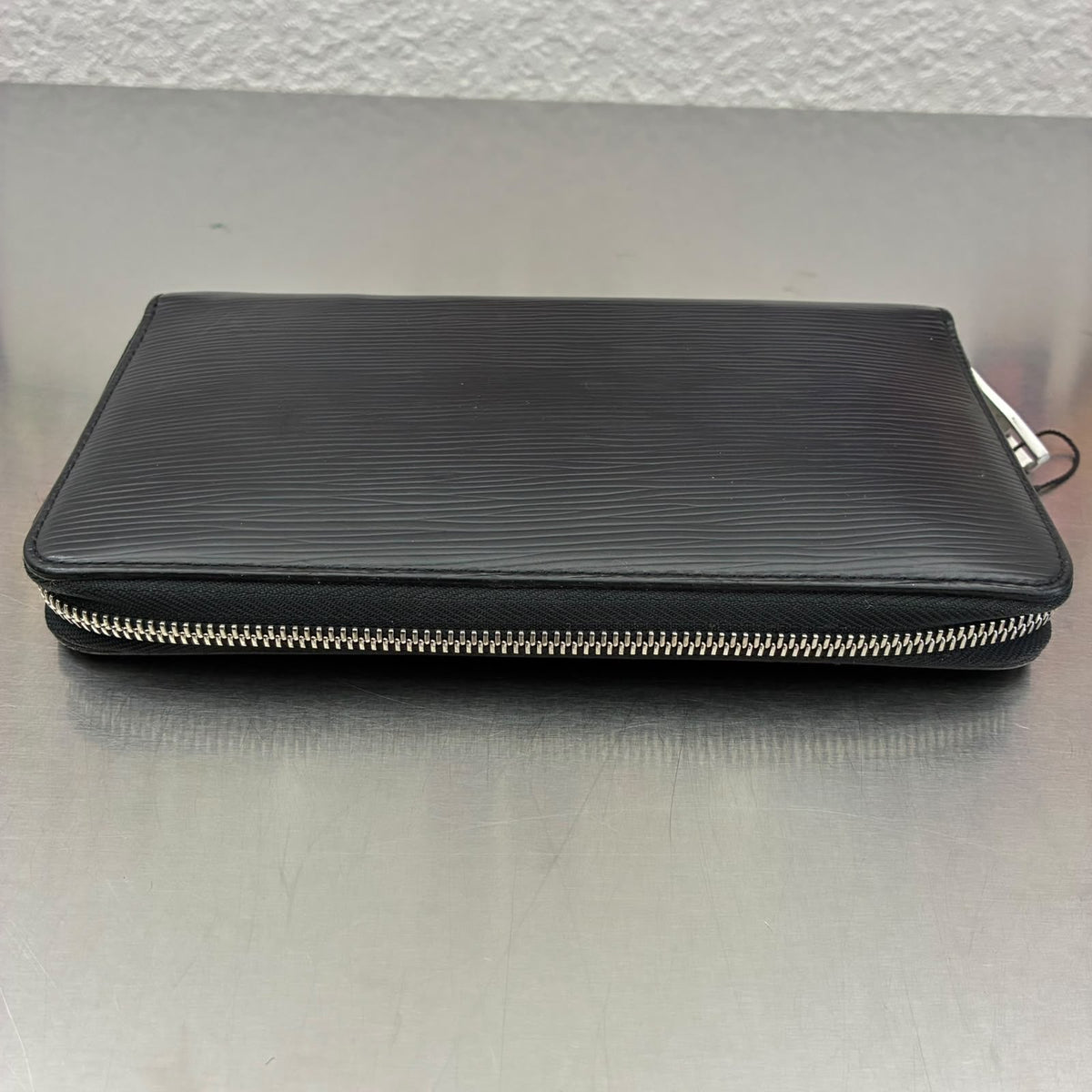 Louis Vuitton Zippy Organizer Epi