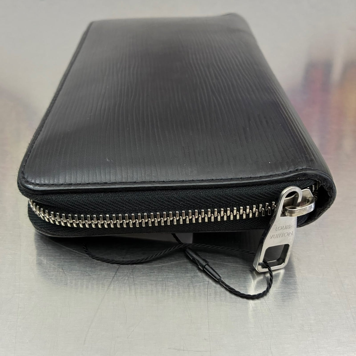 Louis Vuitton Zippy Organizer Epi