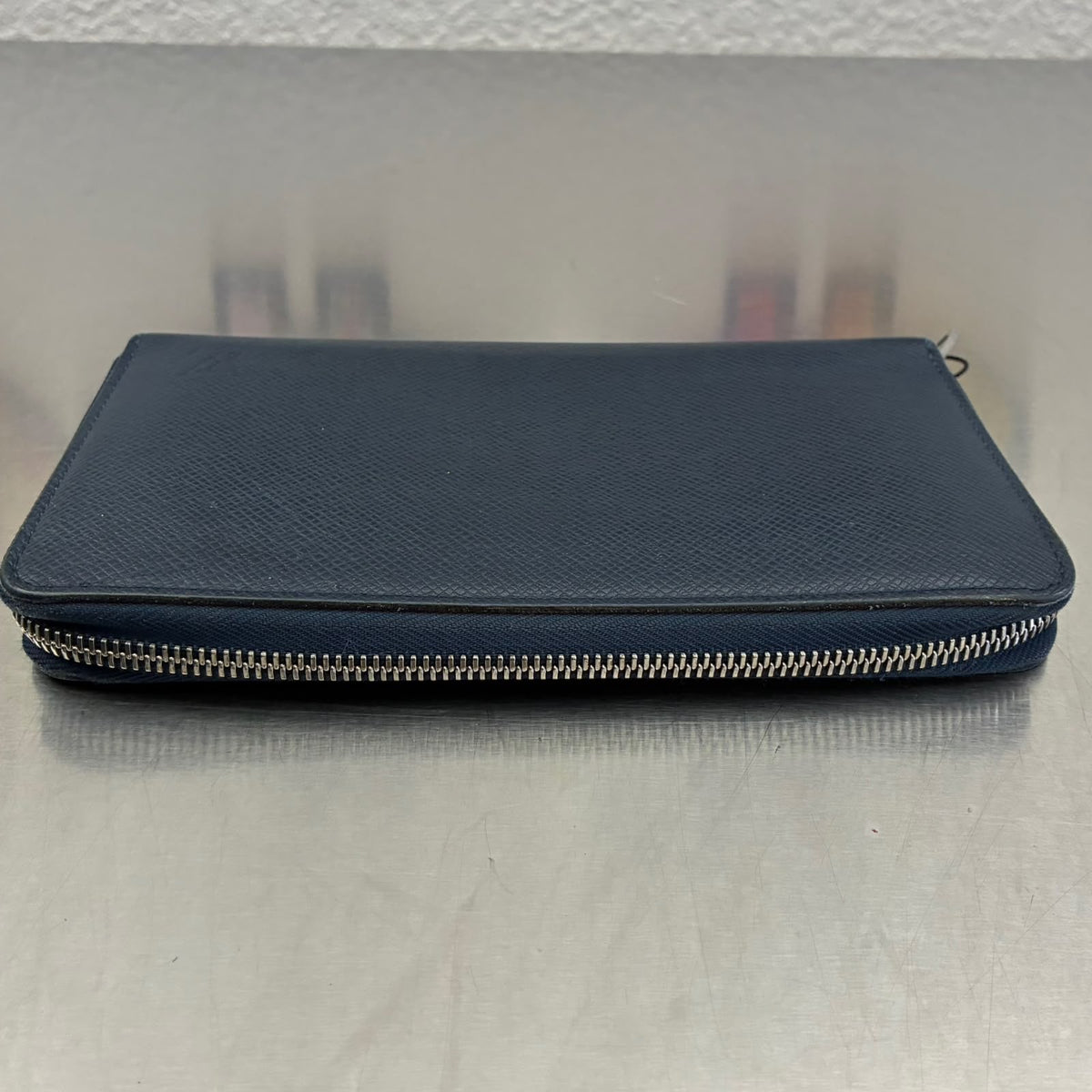 Louis Vuitton Zippy Organizer Taiga