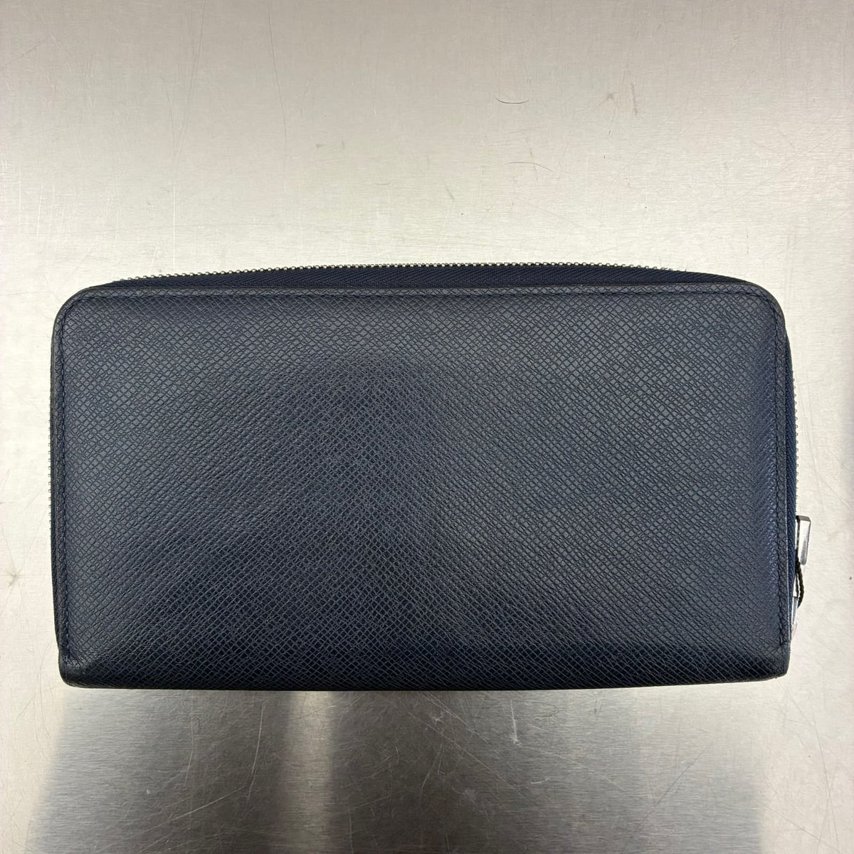 Louis Vuitton Zippy Organizer Taiga