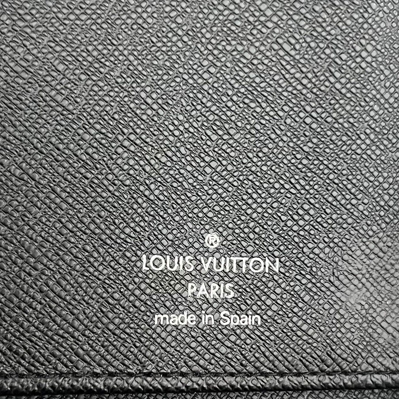 Louis Vuitton Zippy Vertical Damier