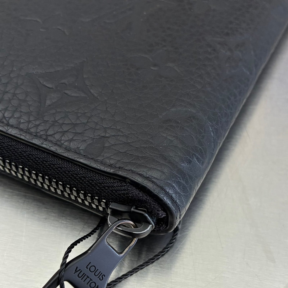 Louis Vuitton Zippy Vertical Monogam Shadow