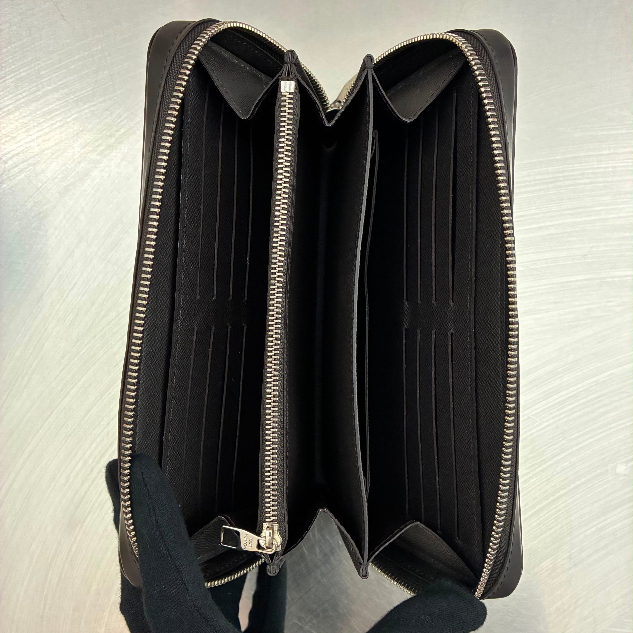 Louis Vuitton Zippy XL Damier