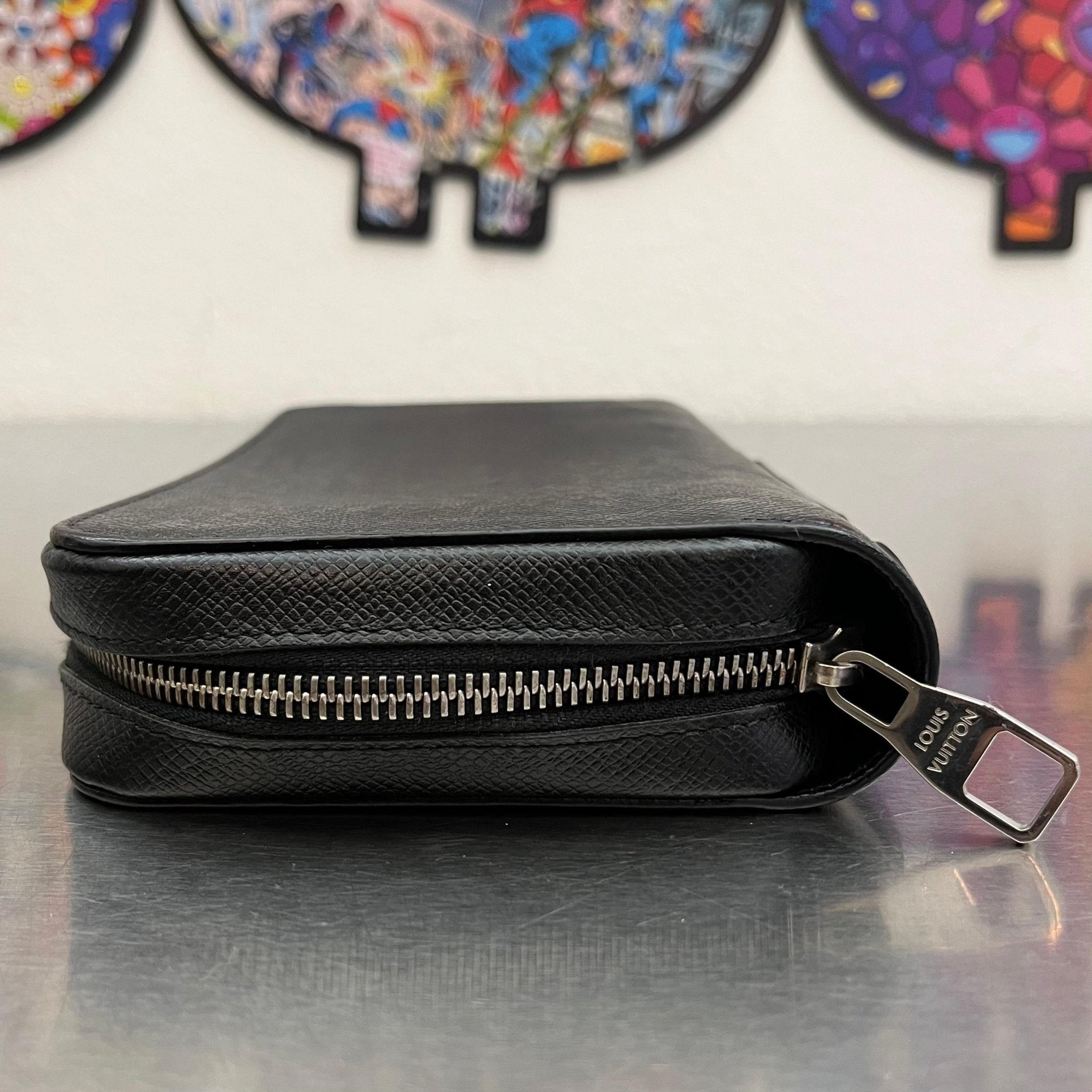 Louis Vuitton Zippy XL Taiga