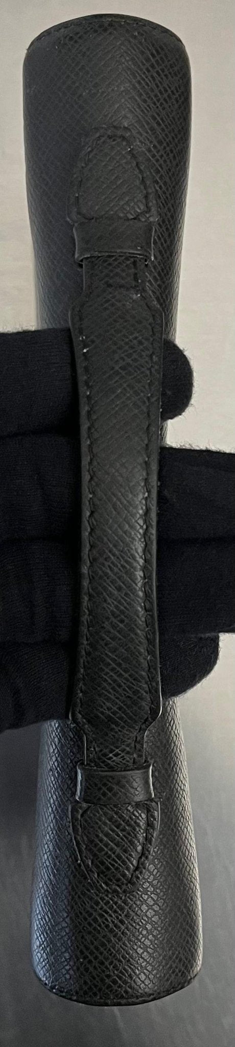 Louis Vuitton Zippy XL Taiga