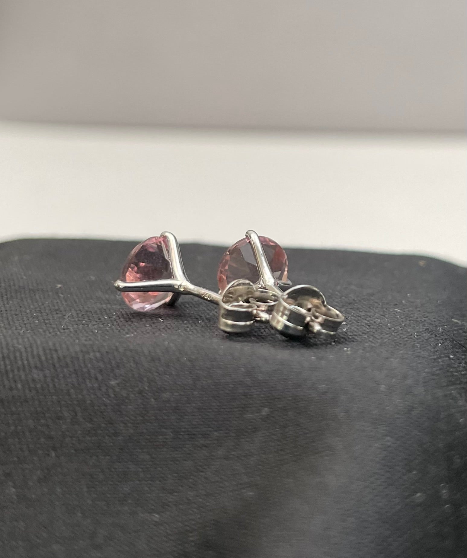 Morganit Ohrstecker Classics 750/ - Weißgold