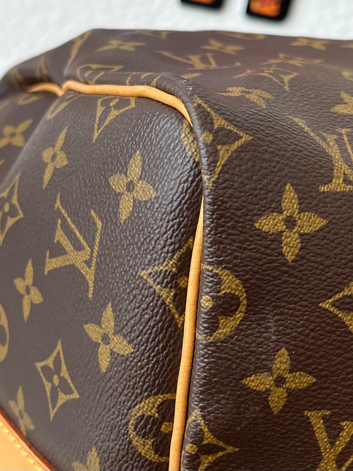 Louis Vuitton Keepall 55 Bandouliere