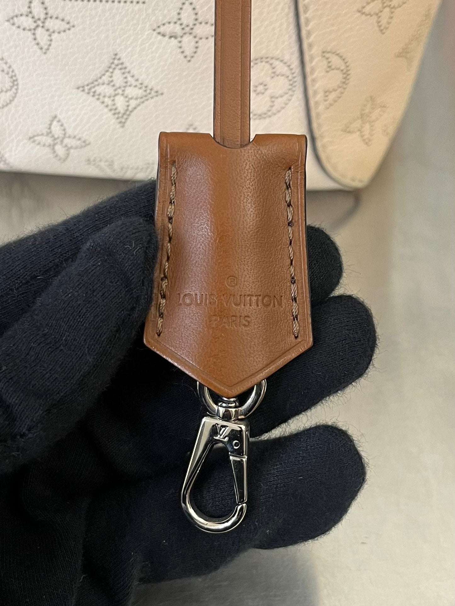 Louis Vuitton Hina PM