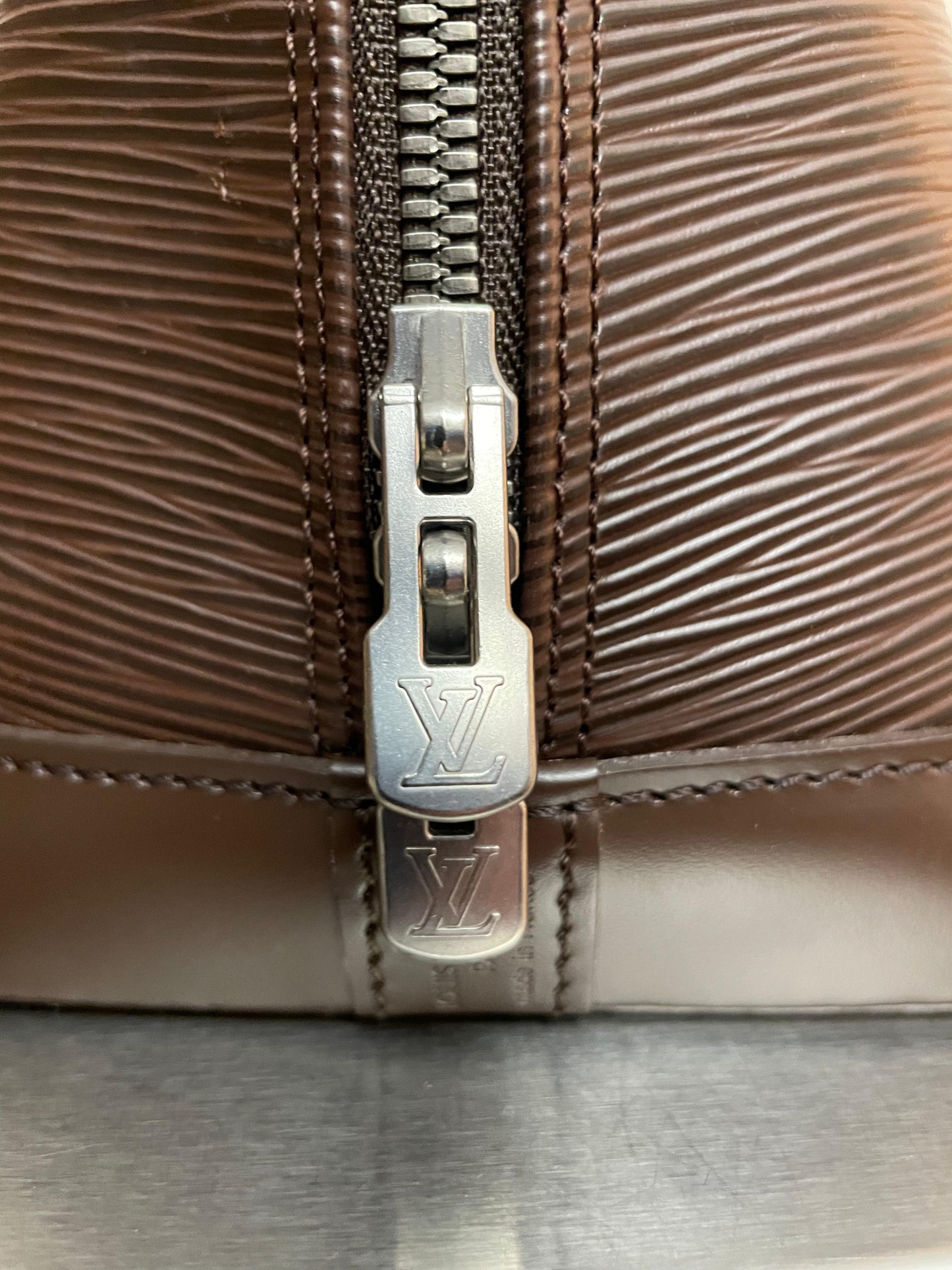 Louis Vuitton Alma PM Epi Mocca