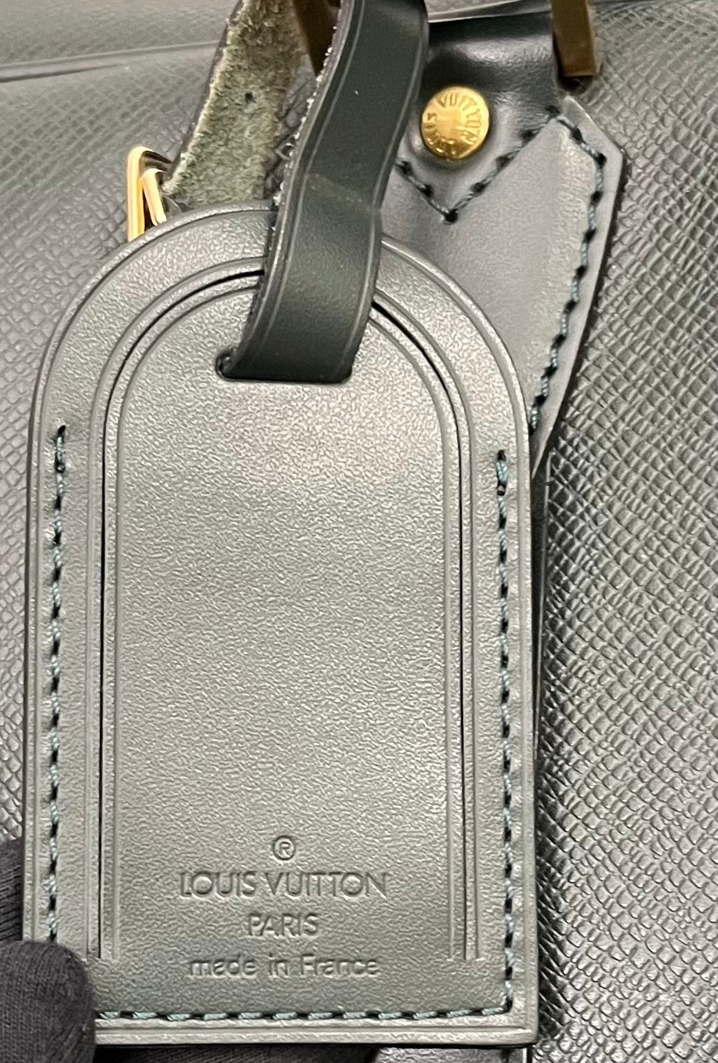 Louis Vuitton Kendall GM Taiga Leder