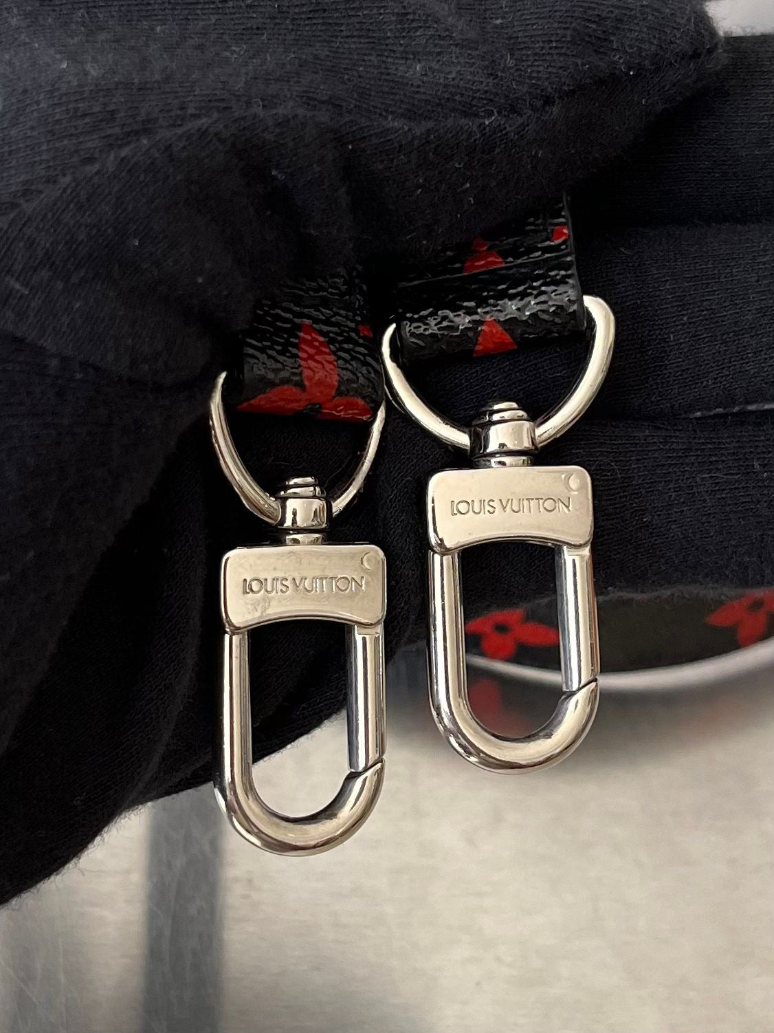 Louis Vuitton Metis Pochette Infrarouge (Limitiertes Modell)