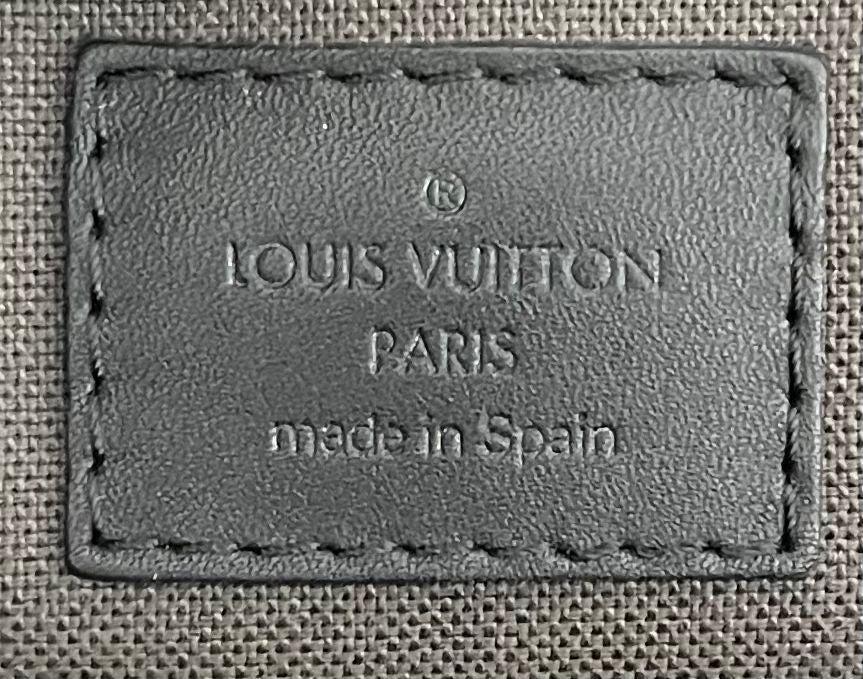 Louis Vuitton District Infini Leder