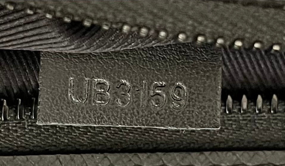 Louis Vuitton A4 Taiga Rainbow Pochette