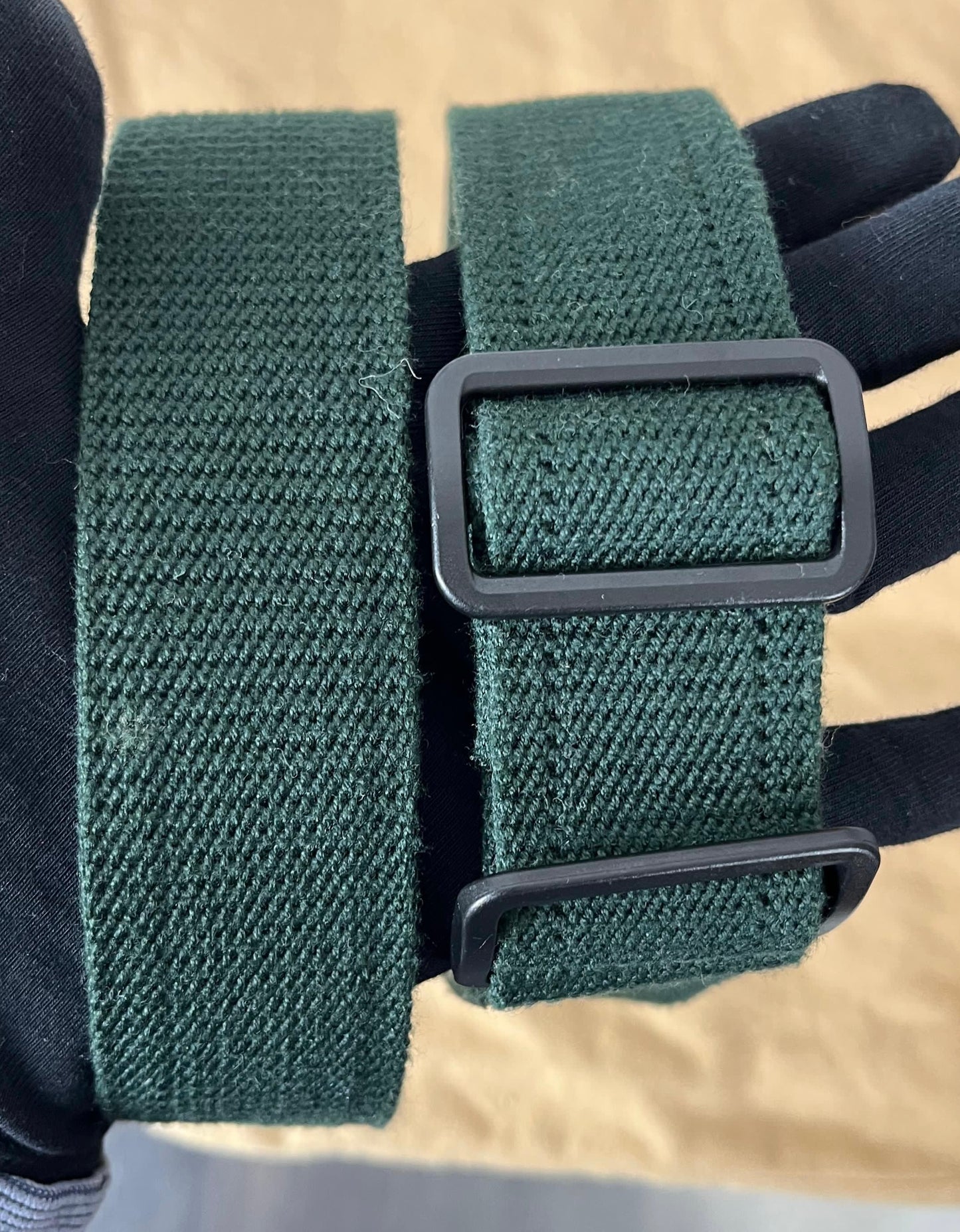 Louis Vuitton Kendall GM Taiga Leder