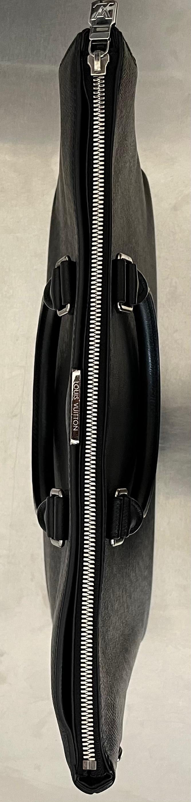 Louis Vuitton Anton