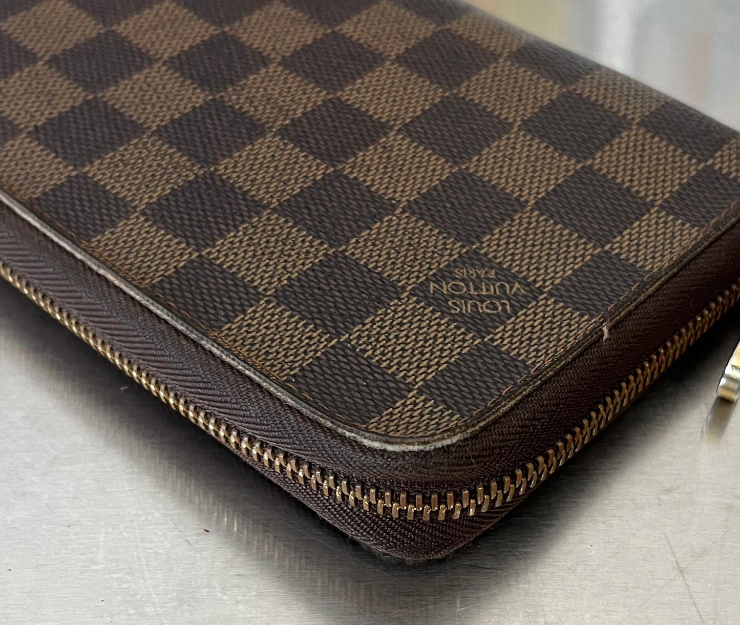 Louis Vuitton Zippy Organizer Damier