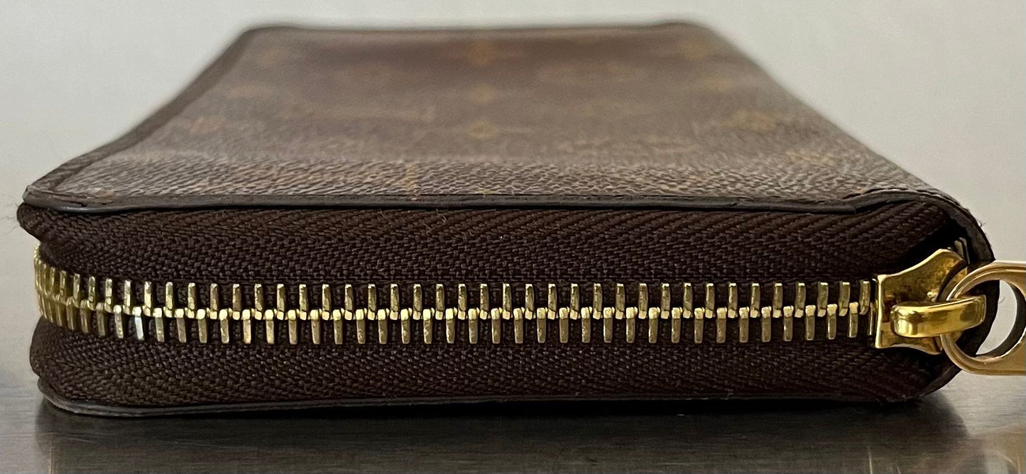 Louis Vuitton Zippy Monogram