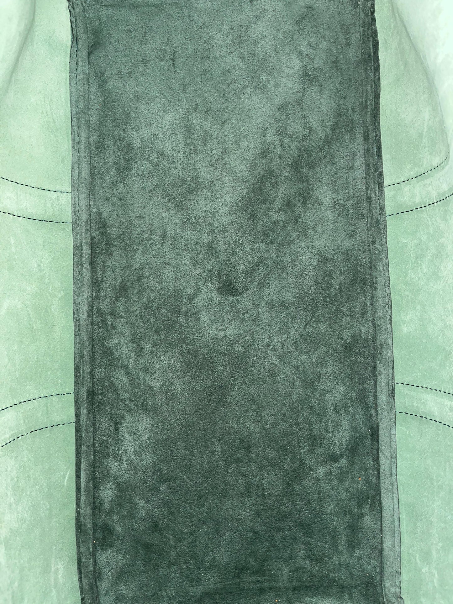 Louis Vuitton Kendall PM Taiga