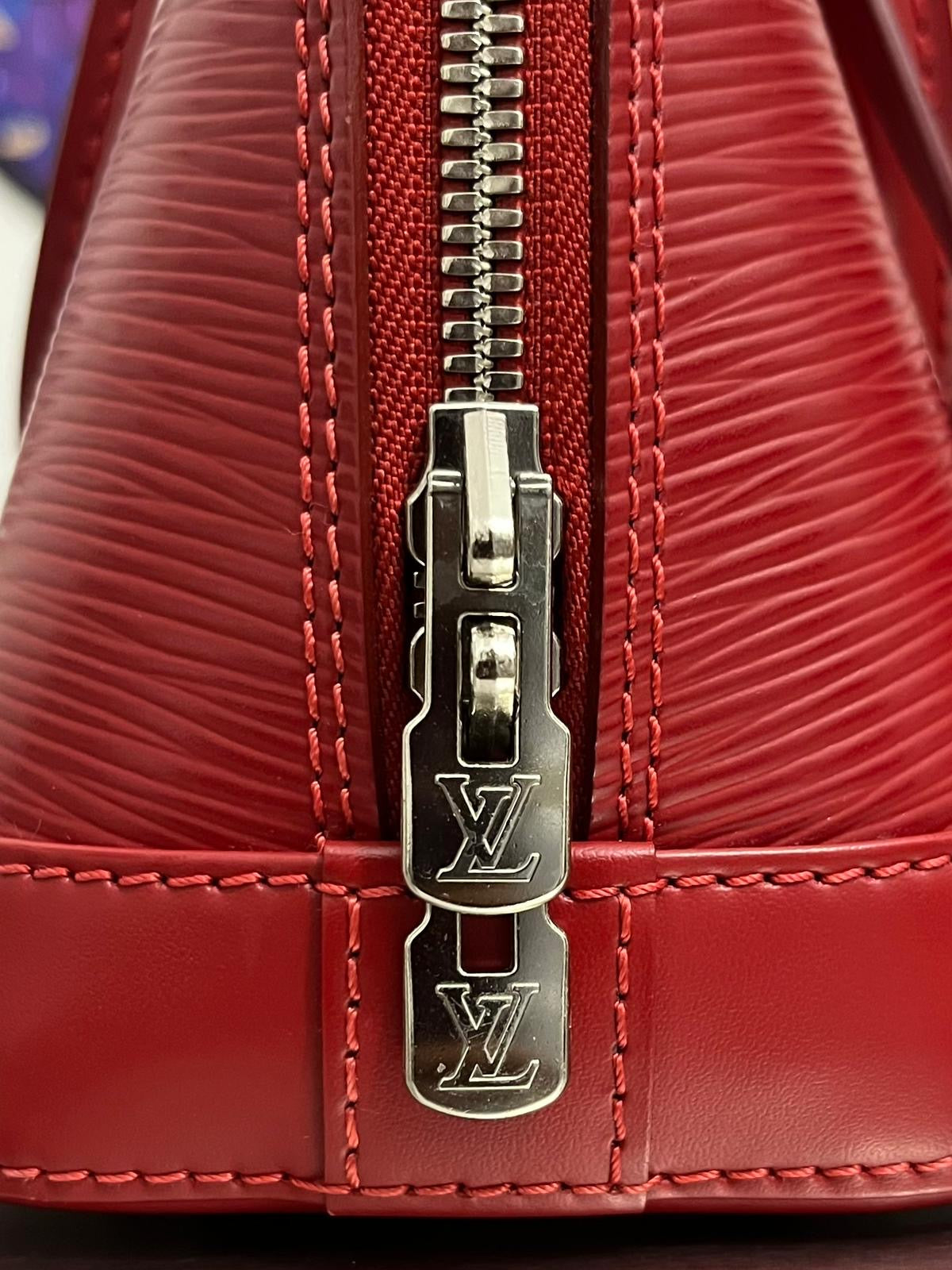 Louis Vuitton Alma BB Epi