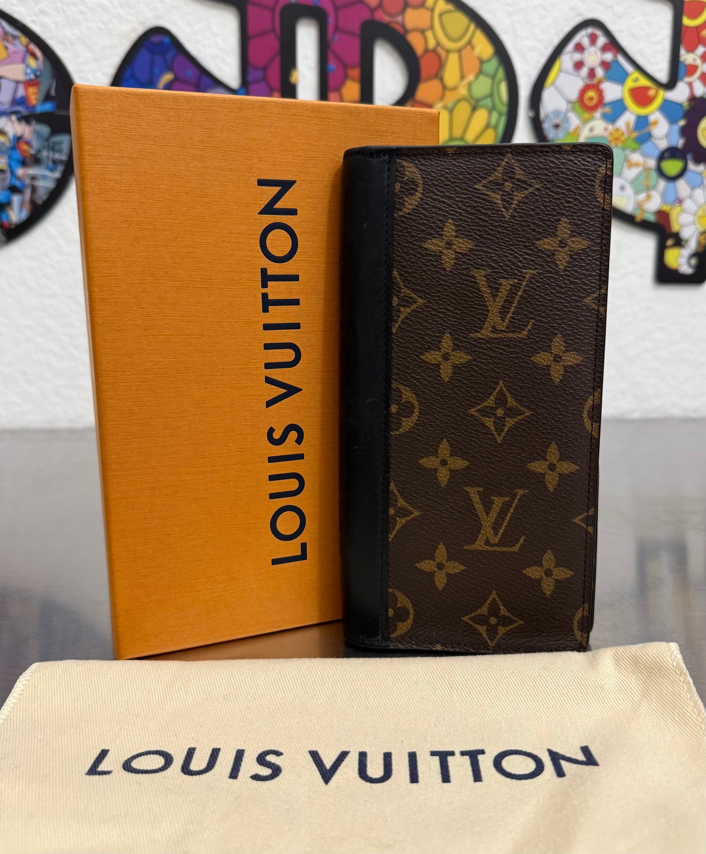 Louis Vuitton Brazza Macassar