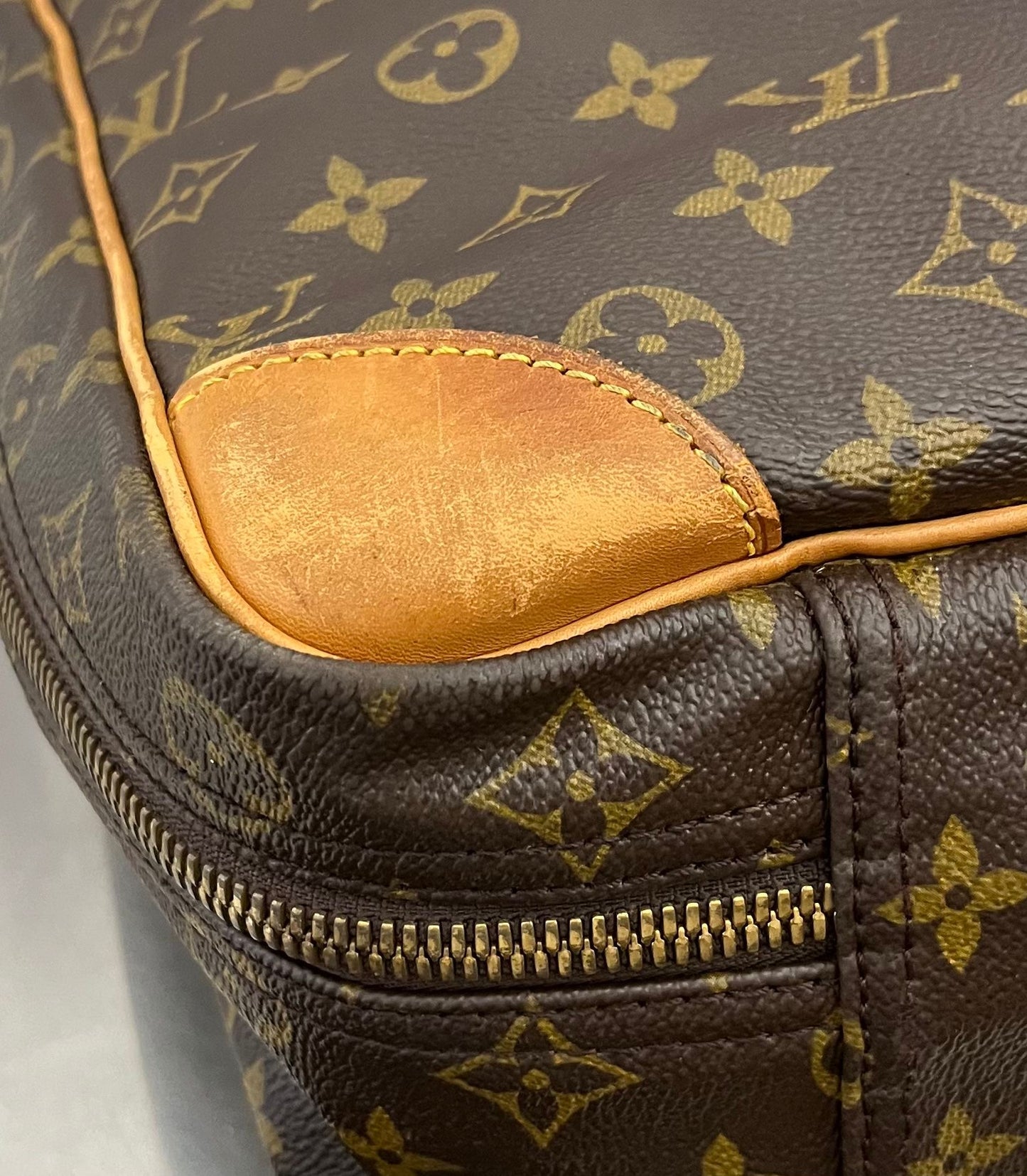 Louis Vuitton Sirius 50