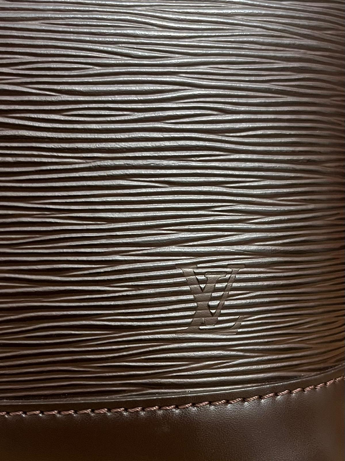 Louis Vuitton Alma PM Epi