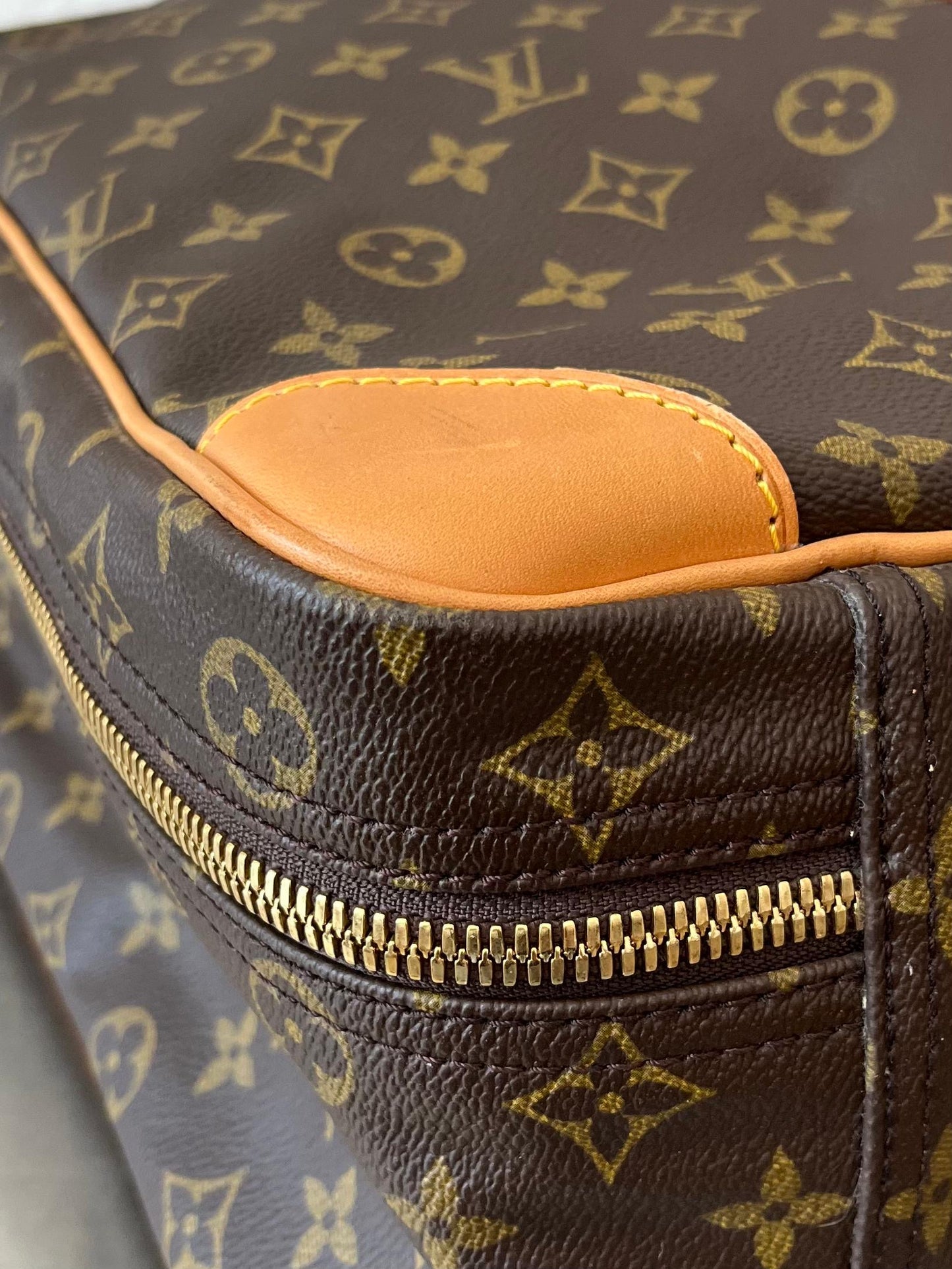 Louis Vuitton Sirius 50