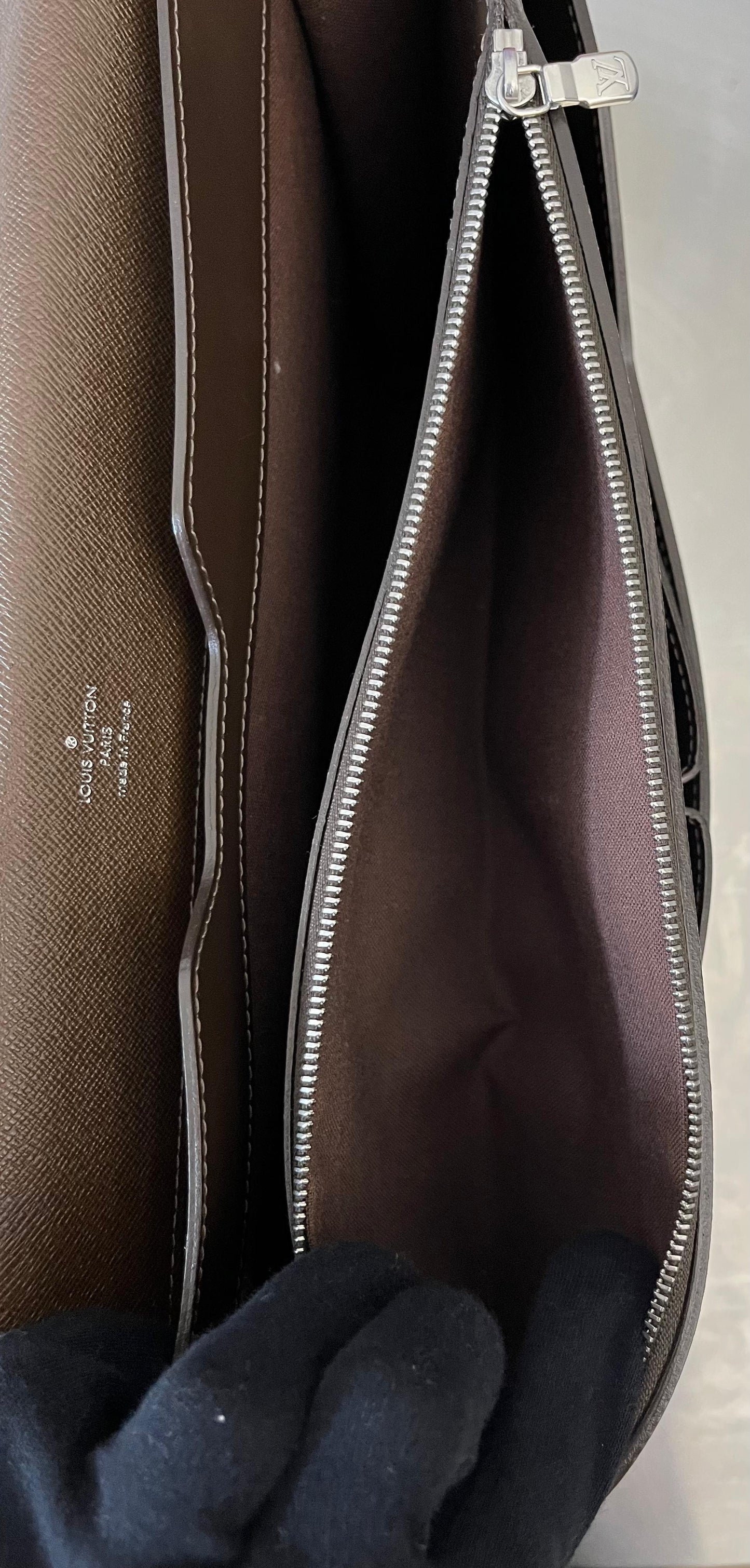 Louis Vuitton Laguito Taiga