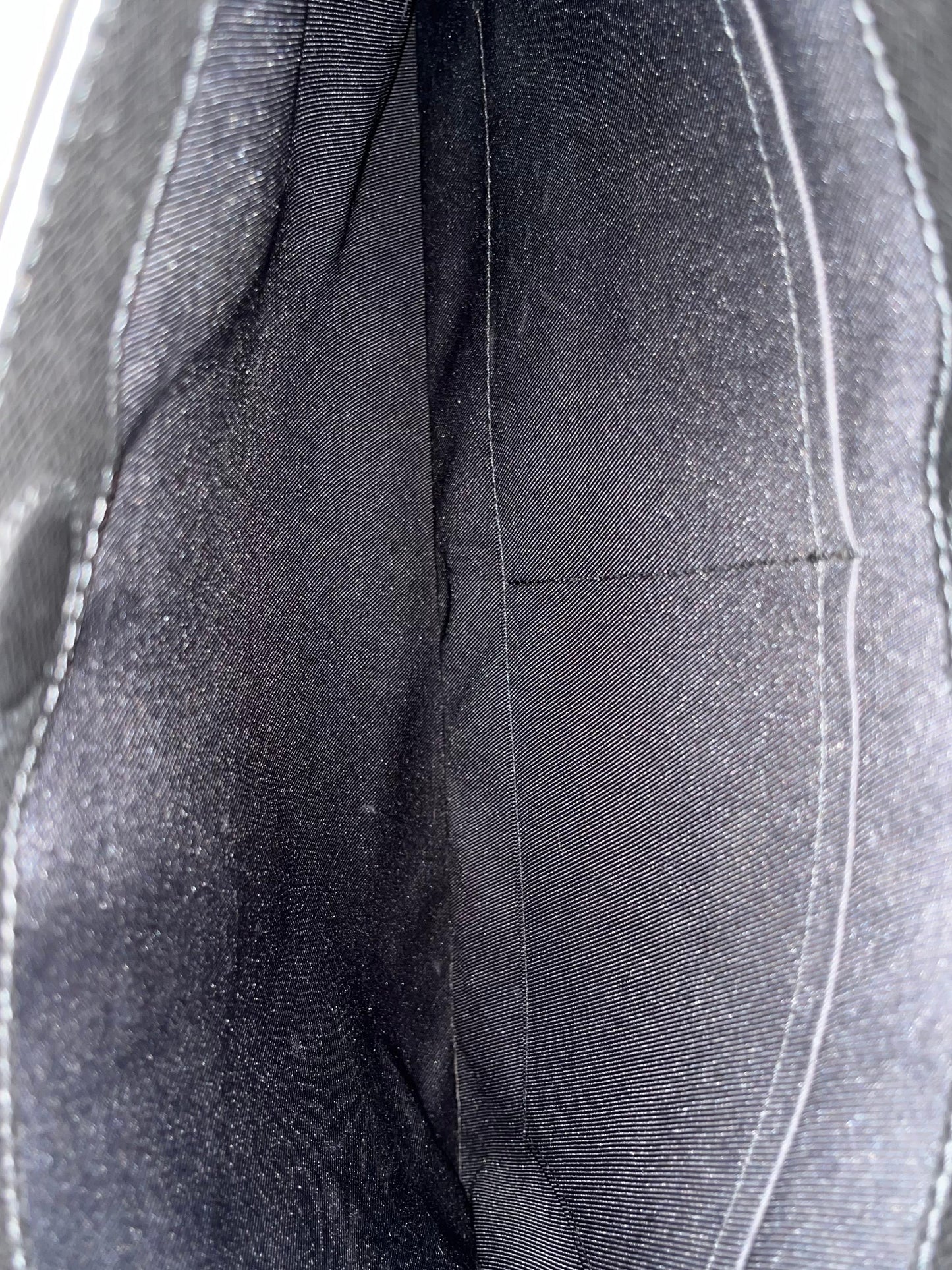 Louis Vuitton Anton