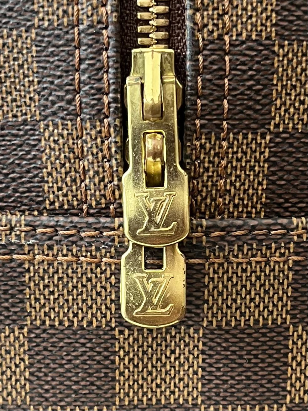Louis Vuitton Deauville Damier
