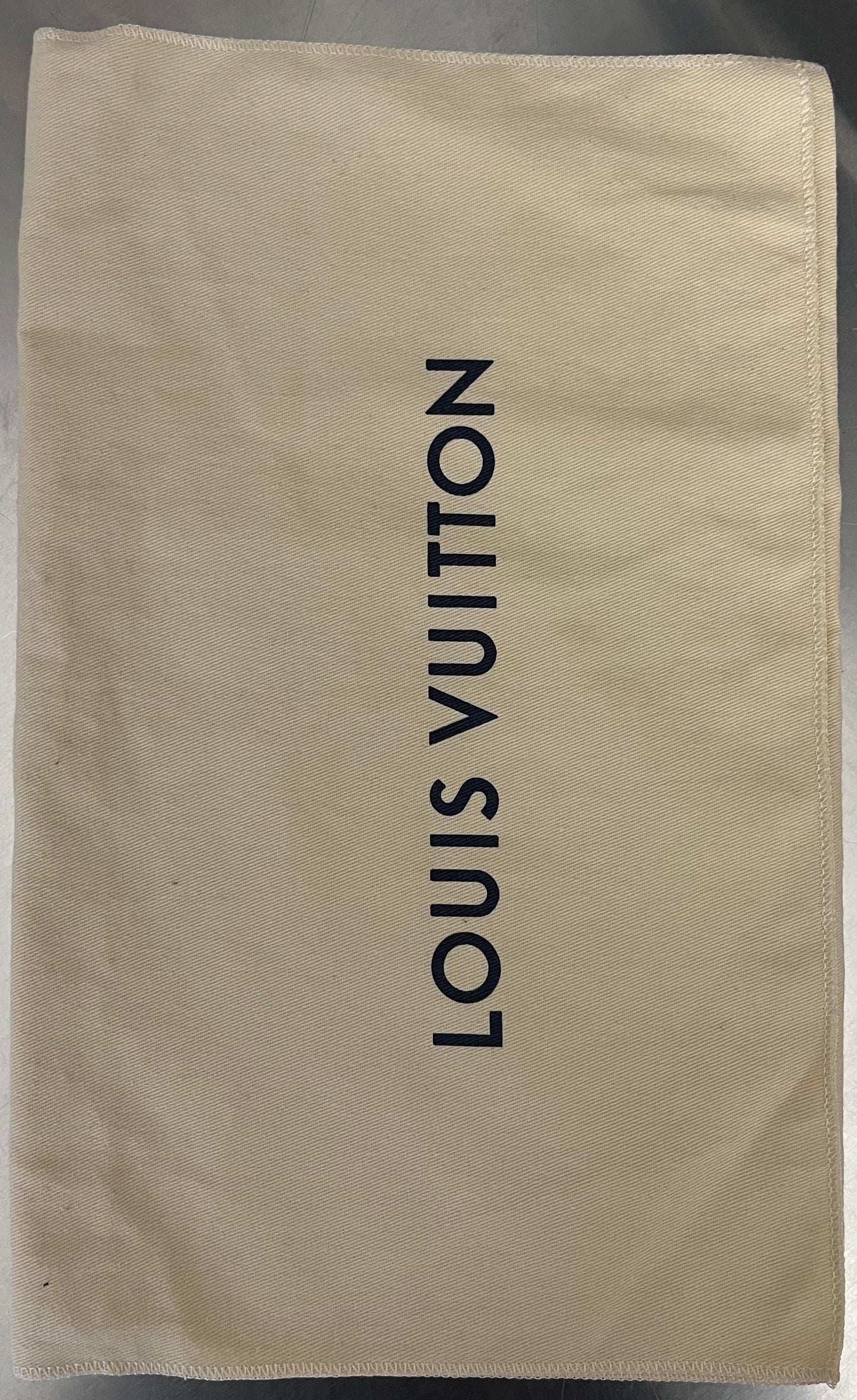 Louis Vuitton Pochette To-Go
