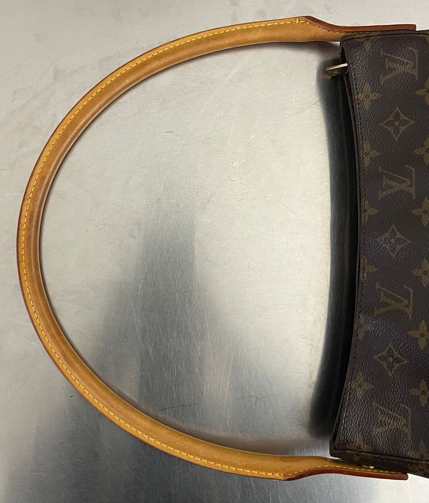 Louis Vuitton Looping GM