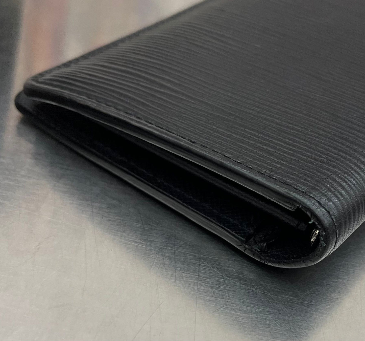 Louis Vuitton Brazza Epi