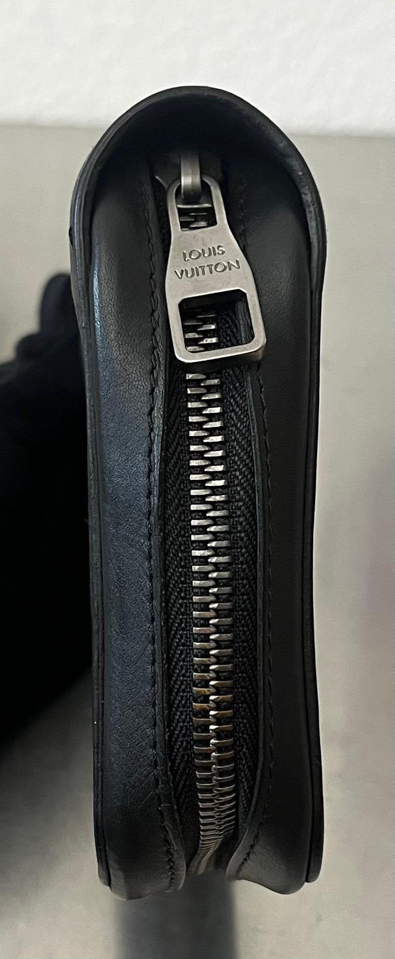 Louis Vuitton Zippy XL Infini Leder